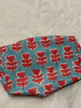 Estee Lauder Red Logo Tag with Gold Charm